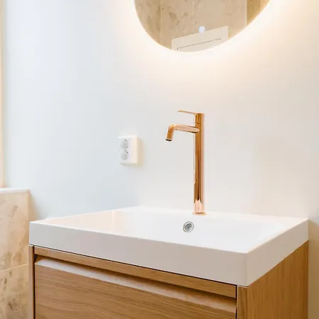 Lejlighed New In Historical Street