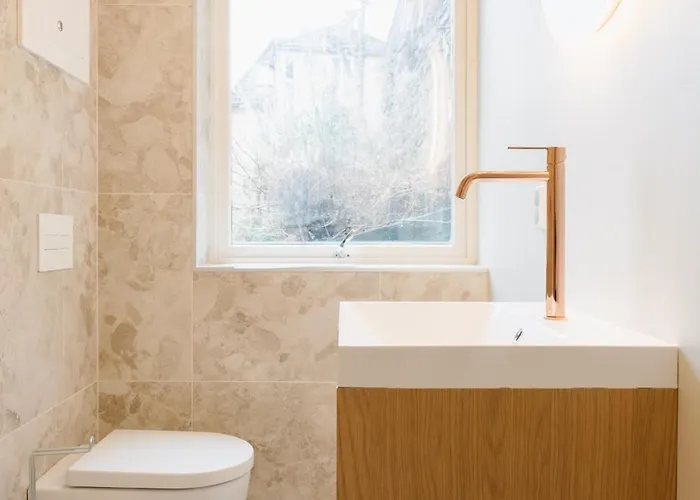 Apartment New In Historical Street Bergen